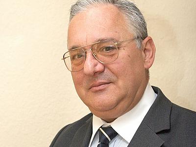 In memoriam: Почина адв. Христо Антов